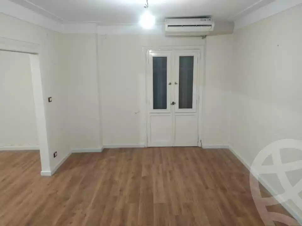 https://aqarmap.com.eg/ar/listing/5641141-for-sale-alexandria-camp-cesar-abd-el-moneim-sanad-st