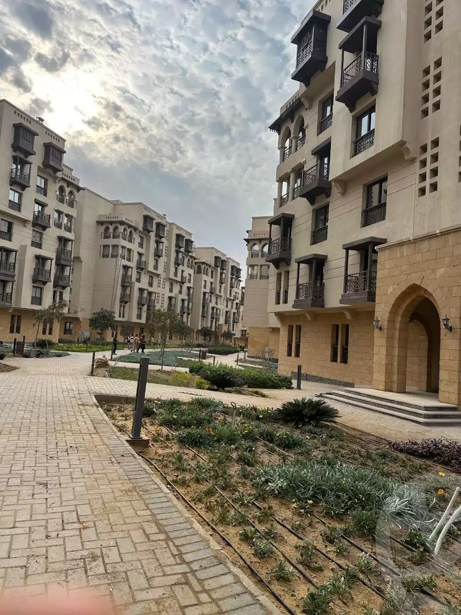 https://aqarmap.com.eg/ar/listing/5641282-for-sale-cairo-old-cairo-el-fostat-lfstt-ljdyd-arabesque-compound-sed