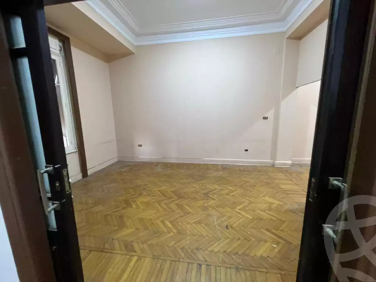 https://aqarmap.com.eg/en/listing/5643508-for-rent-cairo-downtown-el-tawfikeya