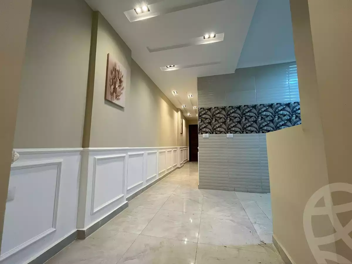 https://aqarmap.com.eg/en/listing/5645401-for-sale-cairo-6th-of-october-el-ahyaa-neighborhood-3rd-omar-ibn-el-khattab-st