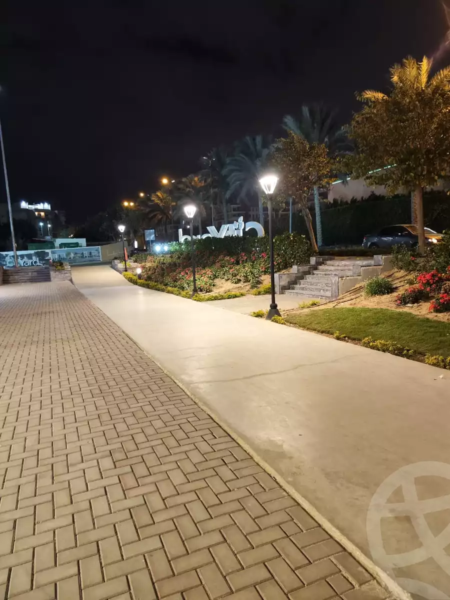 https://aqarmap.com.eg/en/listing/5646669-for-sale-cairo-6th-of-october-hadaeq-october-kmbwnd-fy-hdyq-ktwbr-ashgar-city