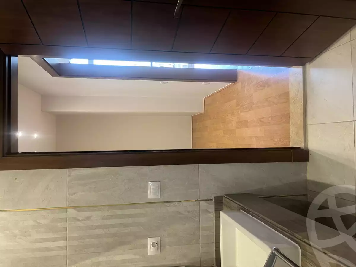 https://aqarmap.com.eg/en/listing/5969460-for-rent-cairo-new-cairo-compounds-hyde-park-centre-ville-hyde-park