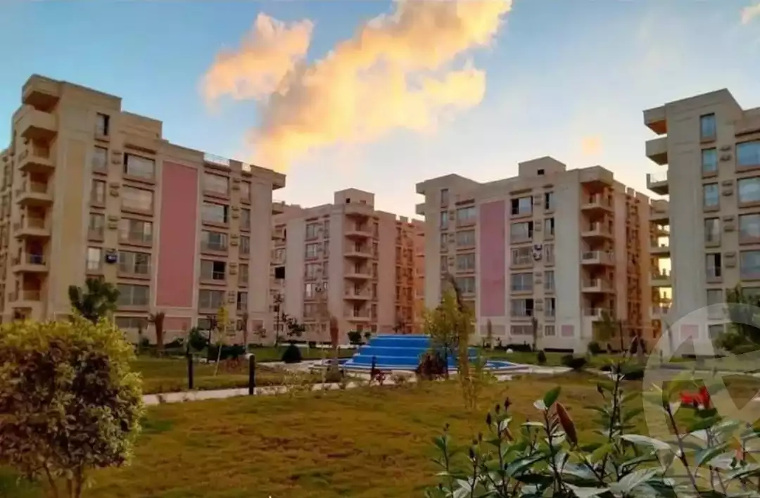 https://aqarmap.com.eg/en/listing/5648777-for-sale-cairo-new-cairo-compounds-zohour-life-compound-2