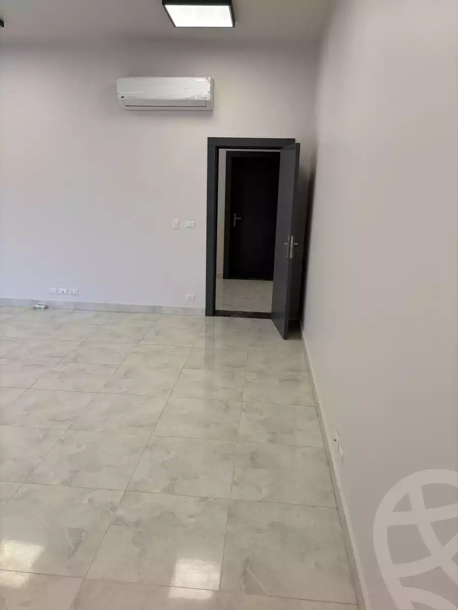 https://aqarmap.com.eg/en/listing/5650613-for-rent-cairo-new-cairo-compounds-the-square