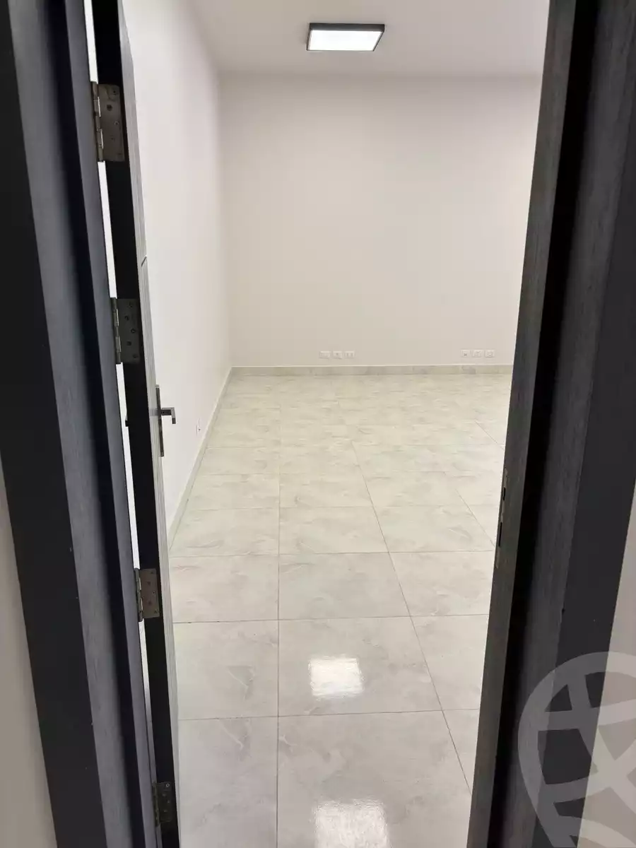 https://aqarmap.com.eg/en/listing/5650613-for-rent-cairo-new-cairo-compounds-the-square
