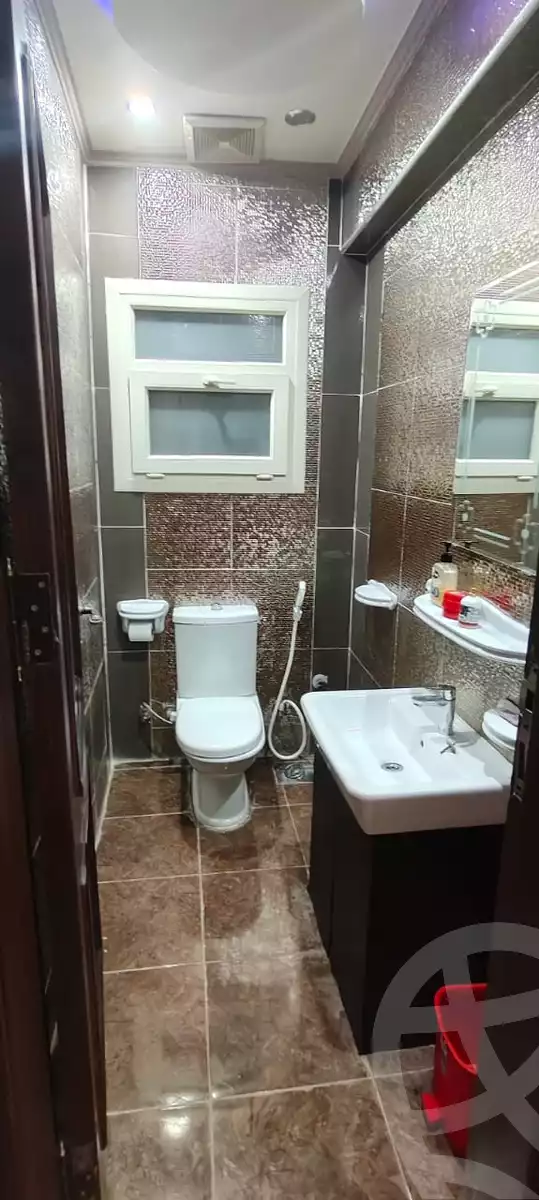 https://aqarmap.com.eg/en/listing/5651088-for-sale-cairo-el-sheikh-zayed-city-compounds-hadayek-el-mohandiseen
