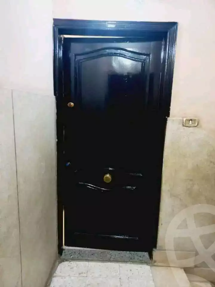 https://aqarmap.com.eg/en/listing/5651368-for-sale-asyut-asyut-city-el-gomhoreya-st