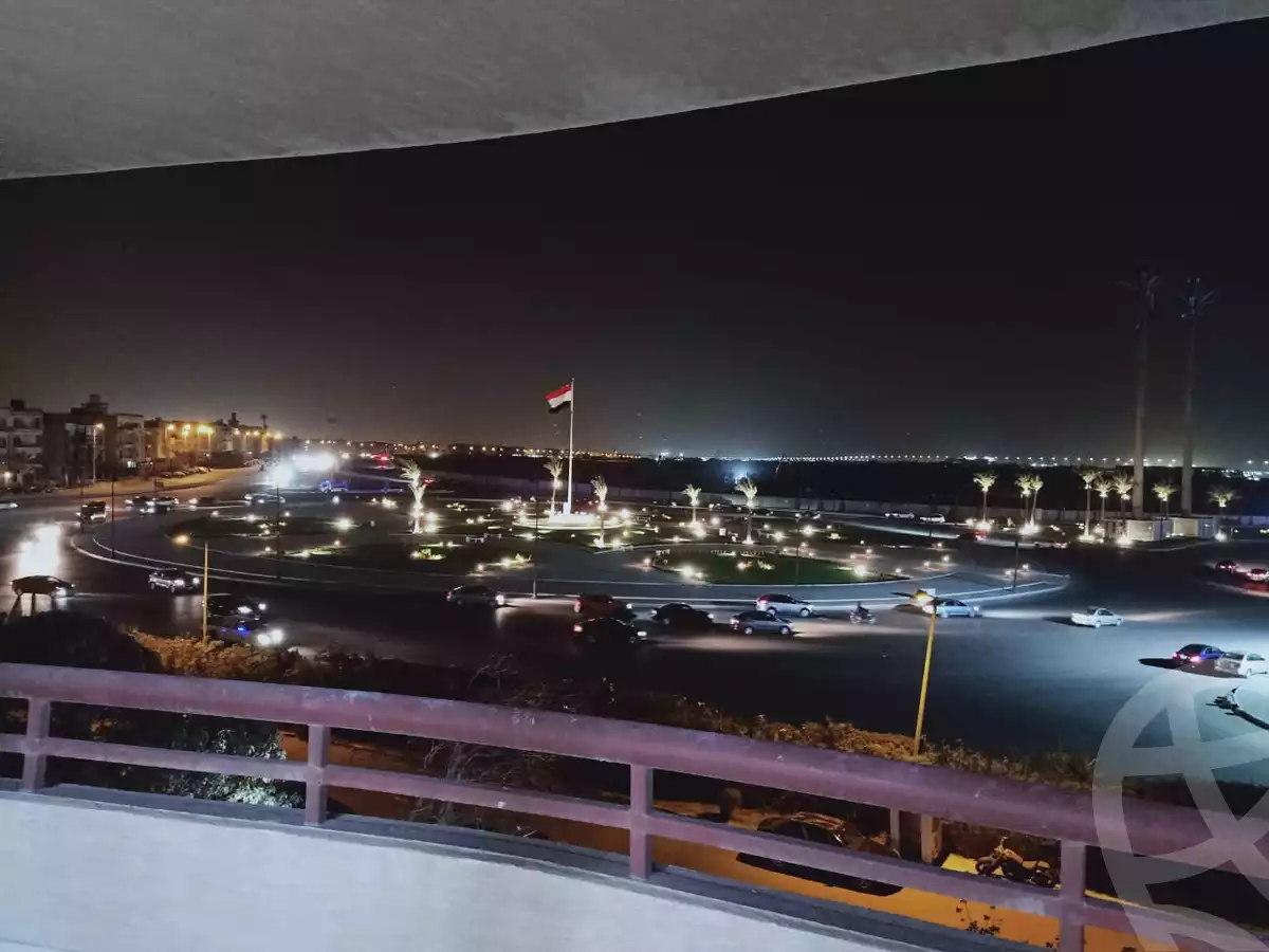 https://aqarmap.com.eg/en/listing/5651522-for-rent-cairo-new-cairo-lrhb-city-phase-4-mohammed-farid-st