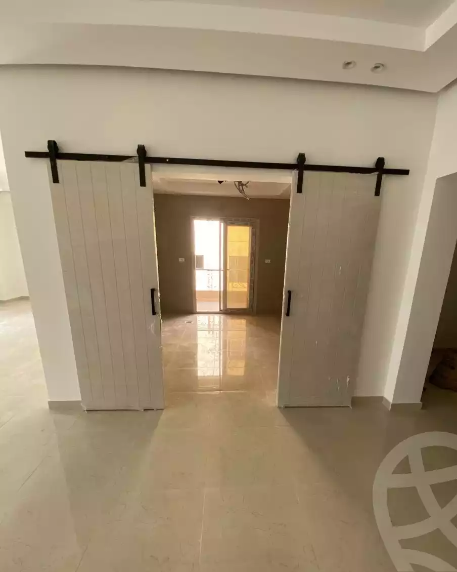 https://aqarmap.com.eg/ar/listing/5653430-for-rent-cairo-new-cairo-el-lotus-lotus-north-lmntq-lthny-llwts-lshmly