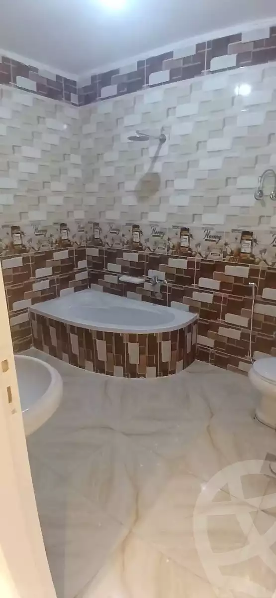 https://aqarmap.com.eg/ar/listing/5656380-for-rent-sohag-sohag-city-nile-corniche-st