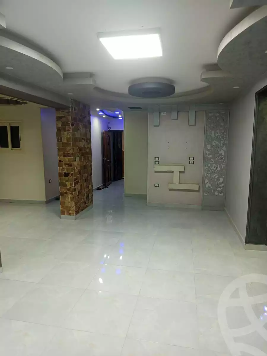 https://aqarmap.com.eg/ar/listing/5659982-for-rent-qalyubia-shubra-el-khaima