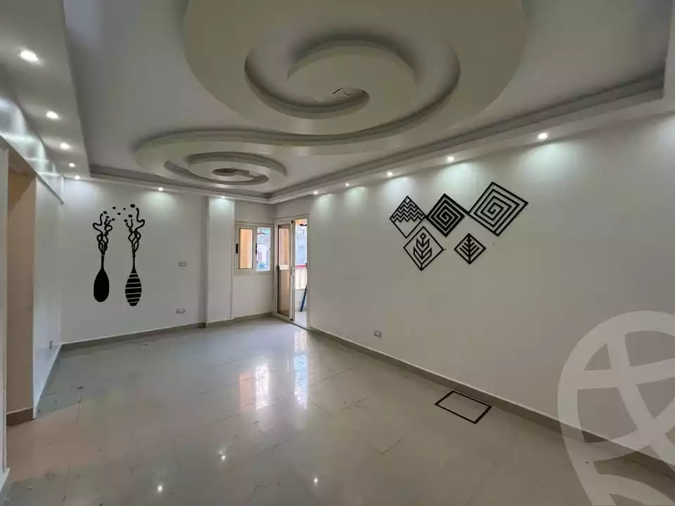 https://aqarmap.com.eg/ar/listing/5660677-for-sale-alexandria-zezenia-ibrahim-el-attar-st