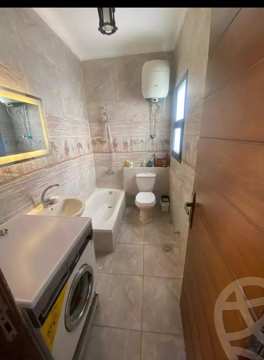 https://aqarmap.com.eg/en/listing/5657420-for-rent-cairo-el-sheikh-zayed-city-compounds-kmbwnd-wyst-twn-swdyk