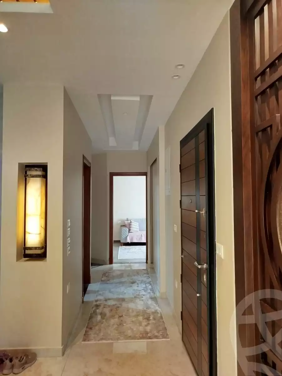 https://aqarmap.com.eg/en/listing/5649033-for-sale-cairo-new-cairo-compounds-kmbwnd-lnkhyl