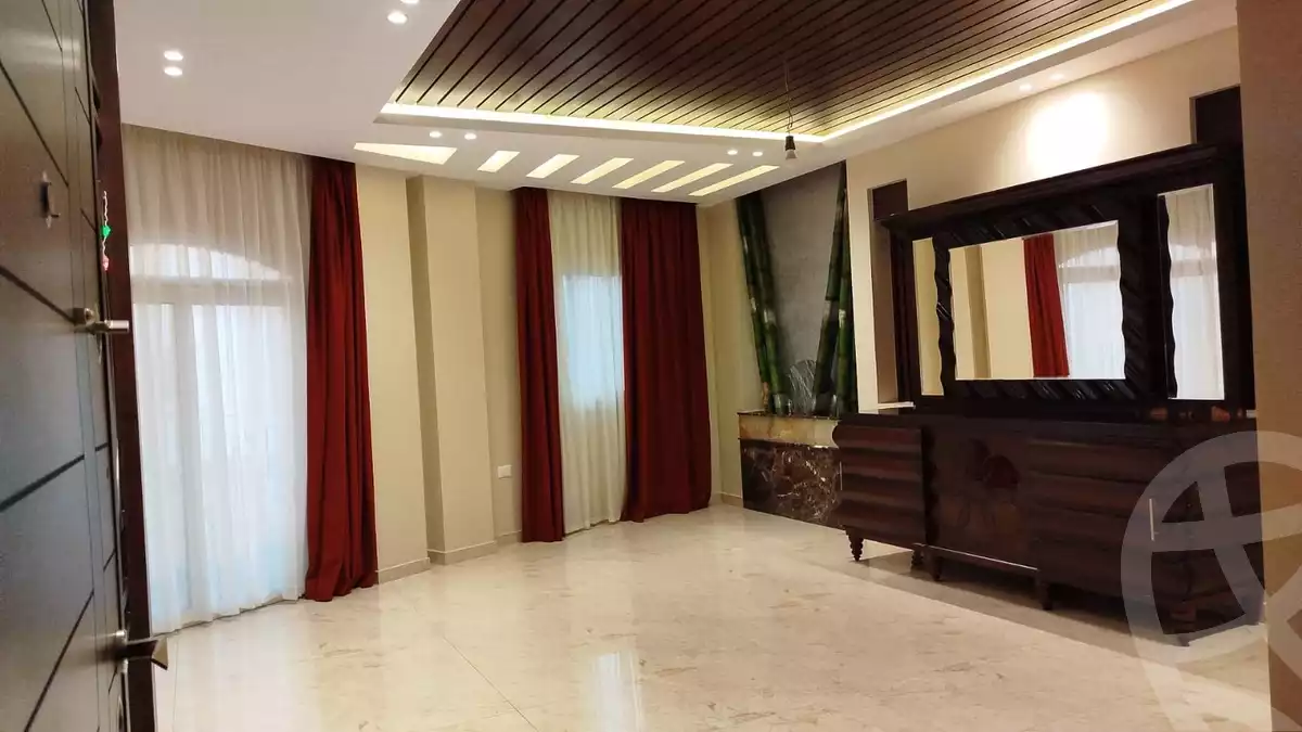 https://aqarmap.com.eg/en/listing/5649033-for-sale-cairo-new-cairo-compounds-kmbwnd-lnkhyl