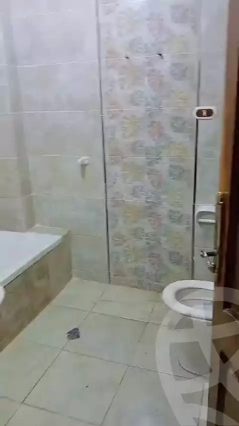 https://aqarmap.com.eg/ar/listing/5662979-for-rent-alexandria-ganaklis
