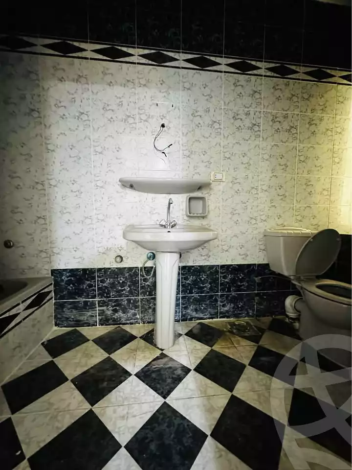 https://aqarmap.com.eg/en/listing/5663224-for-sale-alexandria-l-jmy-shataa-el-nakheel
