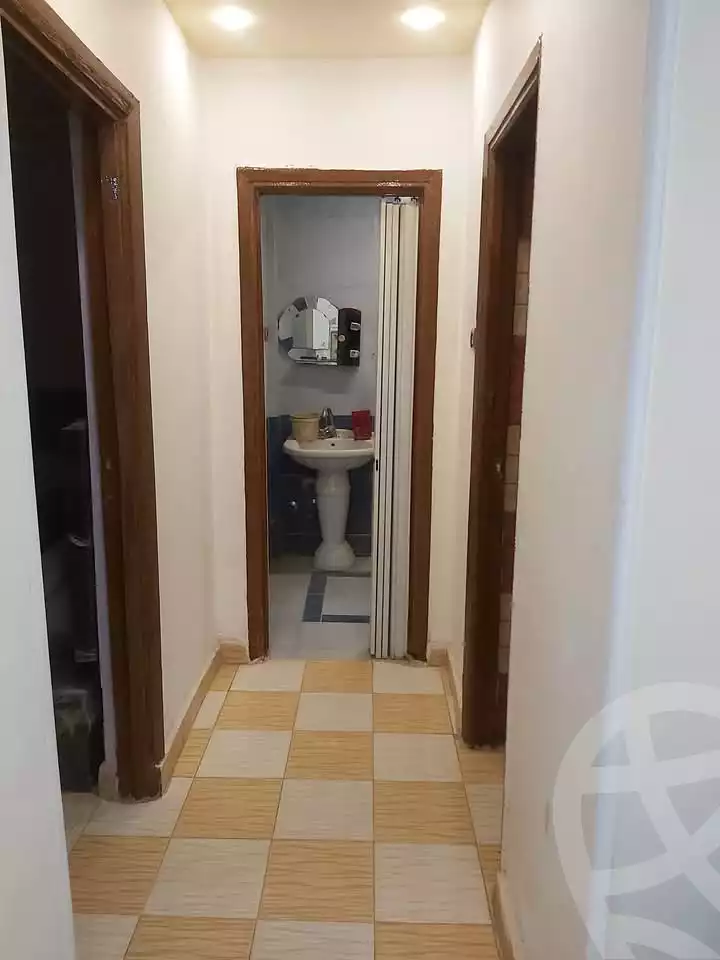 https://aqarmap.com.eg/ar/listing/5663476-for-sale-cairo-mokattam-lhdb-l-ly-mskn-lzlzl-sobhy-hussein-housing