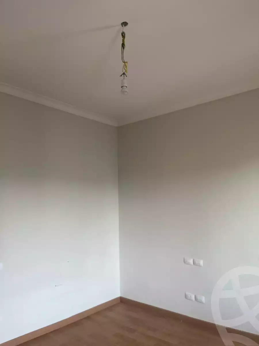 https://aqarmap.com.eg/en/listing/5663502-for-rent-cairo-new-cairo-compounds-hyde-park-centre-ville-hyde-park