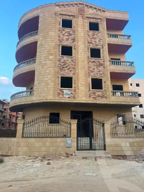 https://aqarmap.com.eg/ar/listing/5663868-for-sale-cairo-badr-city-hai-el-ashgar-featured-neighborhood