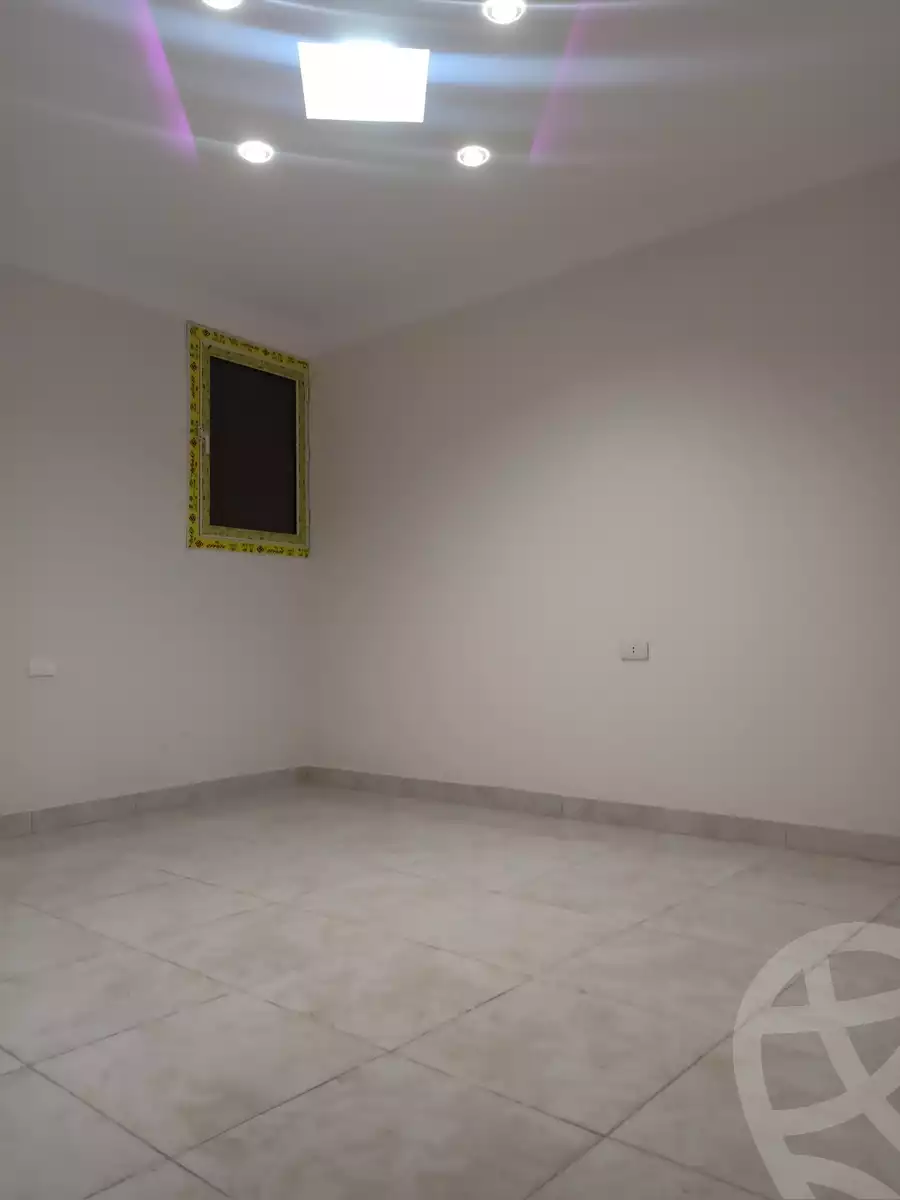 https://aqarmap.com.eg/en/listing/5666421-for-sale-cairo-helwan-hadayek-helwan-el-eshrein-st