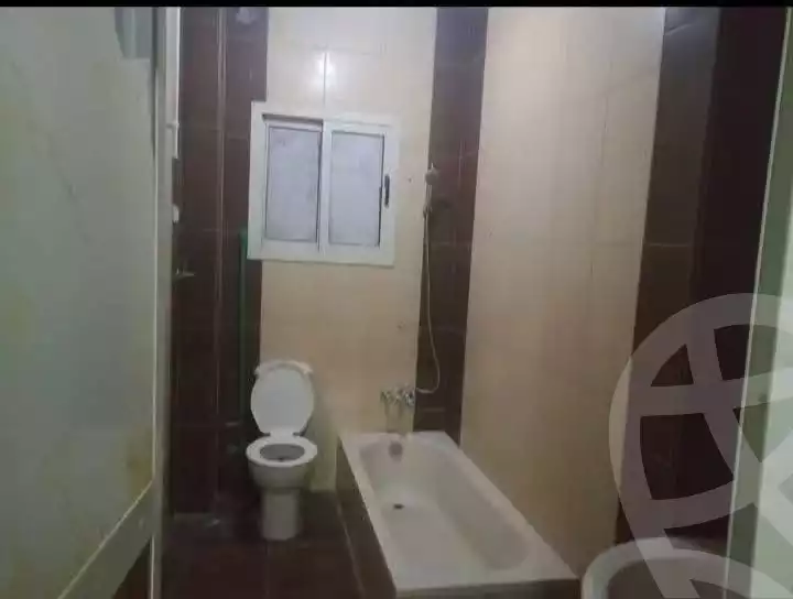 https://aqarmap.com.eg/ar/listing/5668208-for-rent-cairo-mokattam-lhdb-l-ly-shareaa-9
