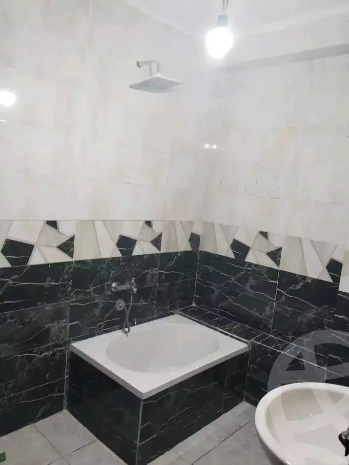 https://aqarmap.com.eg/ar/listing/5669806-for-rent-cairo-el-haram-el-maryotya-el-ikhlas-st