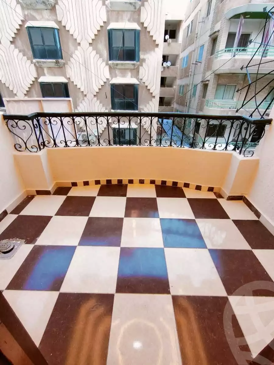 https://aqarmap.com.eg/en/listing/5670009-for-sale-alexandria-l-jmy-shataa-el-nakheel-street-2