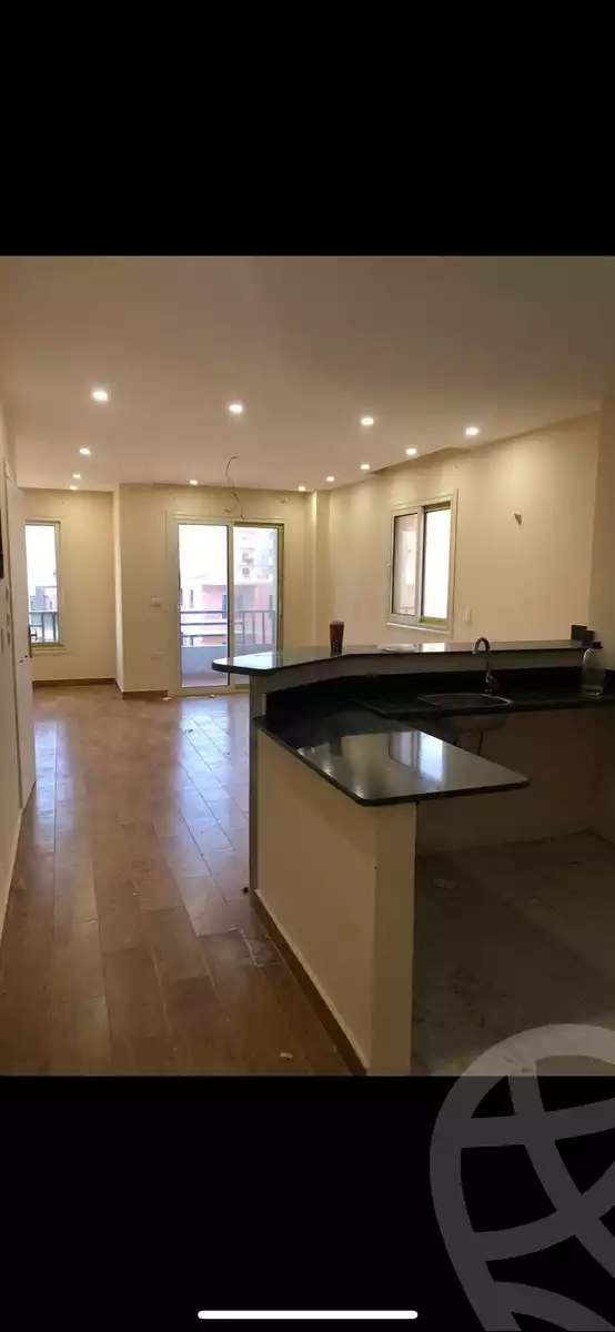 https://aqarmap.com.eg/en/listing/5675472-for-sale-cairo-6th-of-october-el-tawsaat-el-shamalya-hy-2000-qt