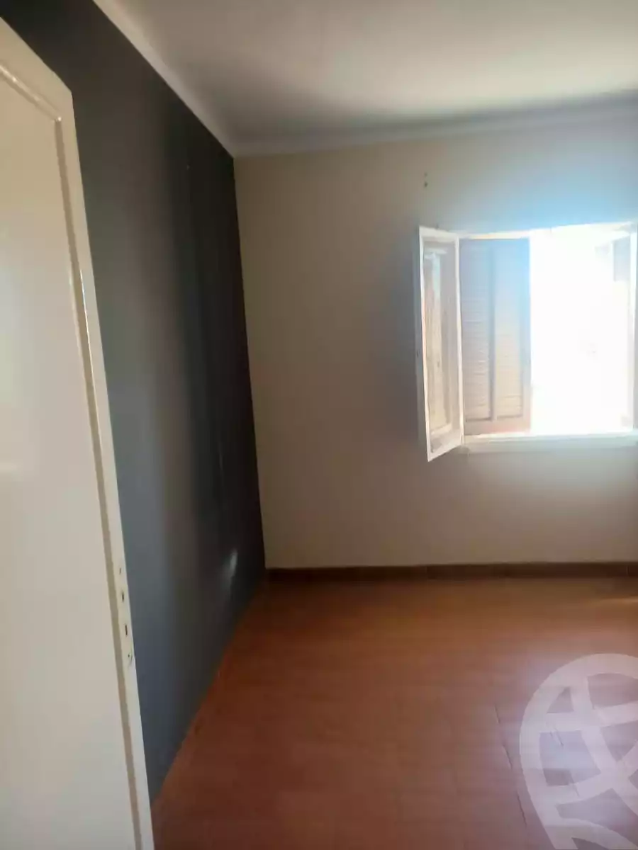 https://aqarmap.com.eg/en/listing/5677613-for-sale-cairo-new-cairo-el-ahyaa-fourth-neighborhood-ahmed-oraby-haroun-al-rasheeed-18-st