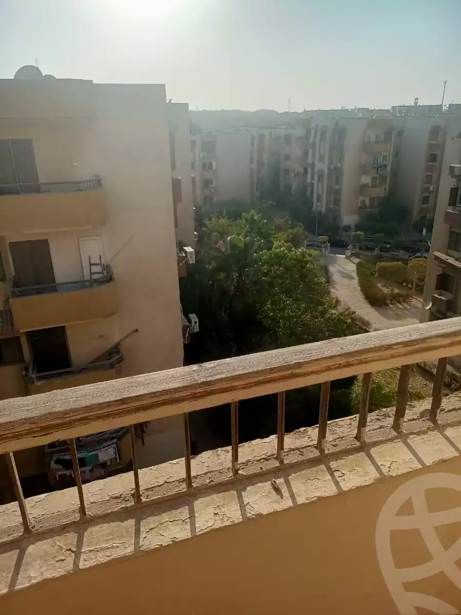 https://aqarmap.com.eg/en/listing/5677613-for-sale-cairo-new-cairo-el-ahyaa-fourth-neighborhood-ahmed-oraby-haroun-al-rasheeed-18-st