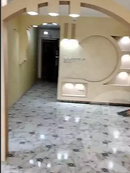 https://aqarmap.com.eg/en/listing/5678926-for-sale-cairo-helwan-hadayek-helwan-nile-corniche-st