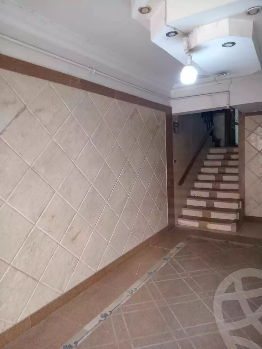 https://aqarmap.com.eg/en/listing/5681049-for-sale-cairo-el-haram-shareaa-el-haram