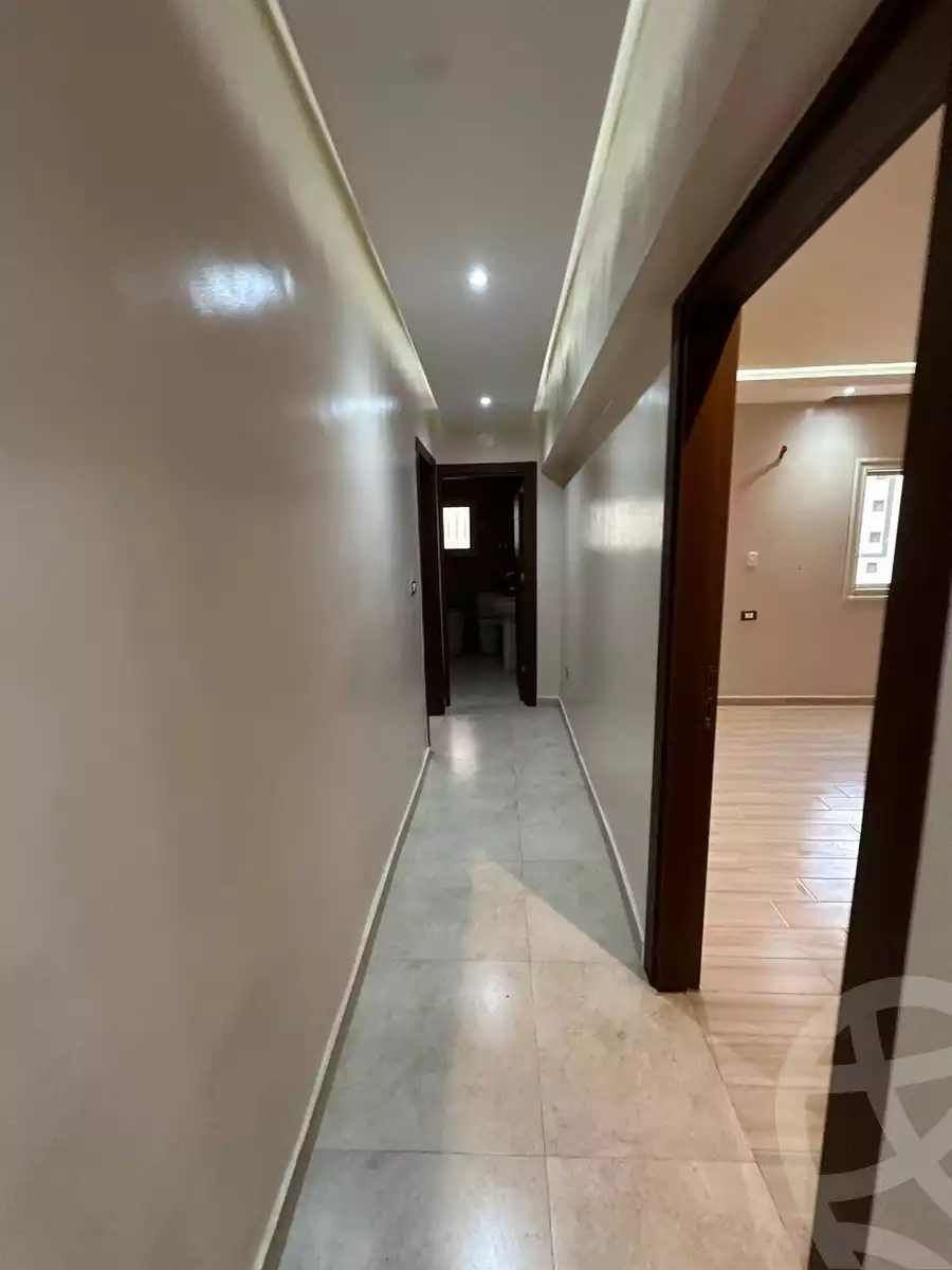 https://aqarmap.com.eg/en/listing/5682385-for-sale-cairo-mokattam-el-hadabah-el-wosta-8th-zone