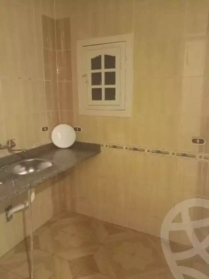 https://aqarmap.com.eg/en/listing/5682473-for-sale-alexandria-el-asafra-shr-45