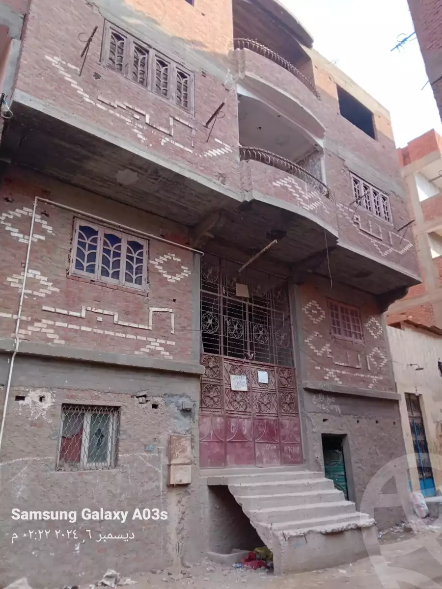 https://aqarmap.com.eg/en/listing/5682542-for-sale-qalyubia-el-khanka-arab-el-ayayda