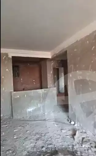 https://aqarmap.com.eg/en/listing/5686604-for-sale-cairo-helwan-hadayek-helwan-el-eshrein-st