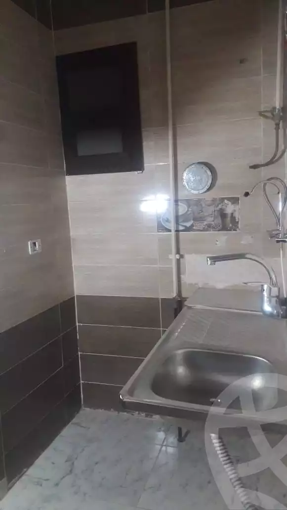 https://aqarmap.com.eg/en/listing/5686829-for-sale-qalyubia-el-khanka-arab-el-ayayda