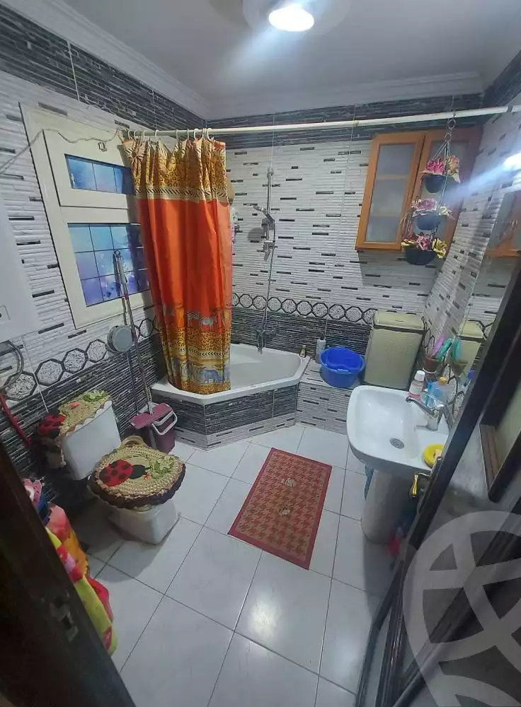 https://aqarmap.com.eg/en/listing/5686907-for-sale-cairo-helwan-helwan-el-sharkeya-abd-el-rahman-pasha-st