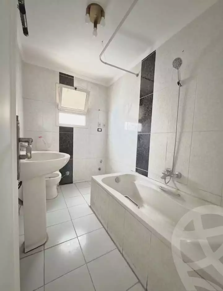 https://aqarmap.com.eg/en/listing/5687779-for-rent-cairo-el-mohandesen-shareaa-shehab