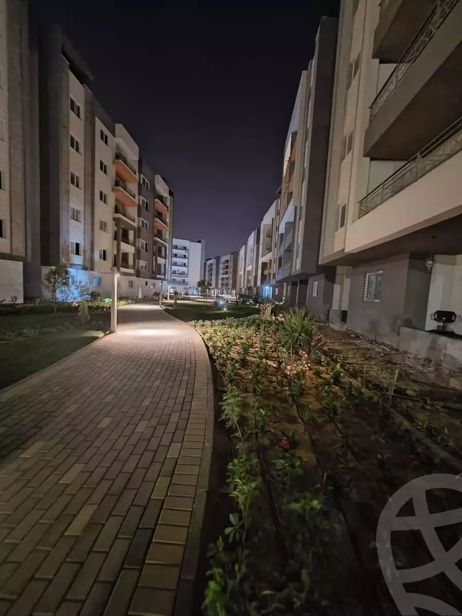 https://aqarmap.com.eg/en/listing/5688481-for-sale-cairo-6th-of-october-hadaeq-october-kmbwnd-fy-hdyq-ktwbr-rock-eden-compound-el-batal-group