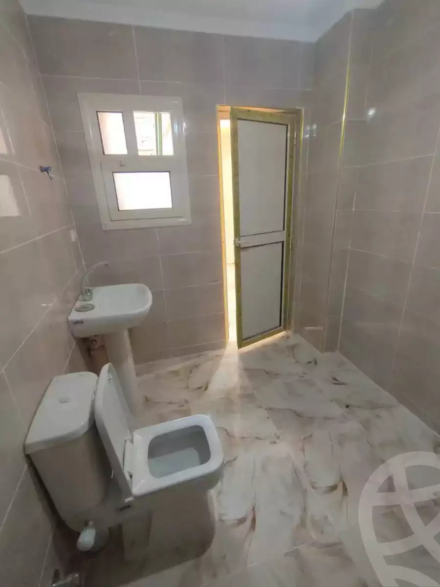 https://aqarmap.com.eg/ar/listing/5690868-for-sale-cairo-helwan-hadayek-helwan-el-khashab-canal