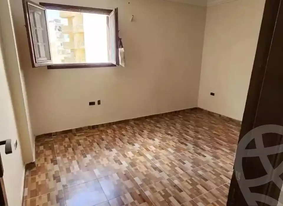 https://aqarmap.com.eg/en/listing/5694376-for-sale-alexandria-bahray-el-anfoshy-al-gomrok-al-kadem-st