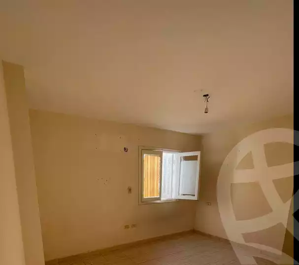https://aqarmap.com.eg/en/listing/5694809-for-rent-cairo-mokattam-compounds
