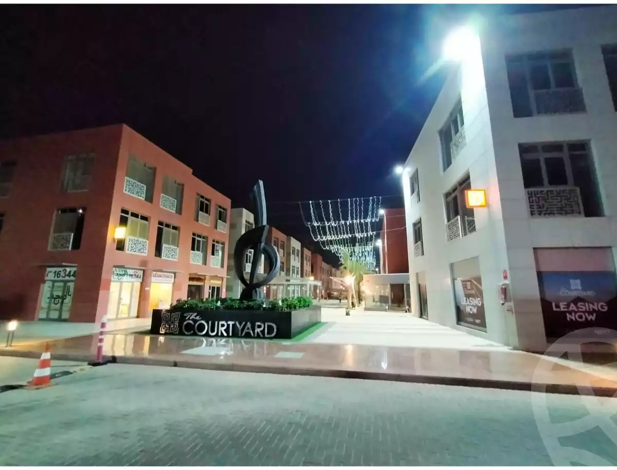 https://aqarmap.com.eg/ar/listing/5695316-for-rent-cairo-el-sheikh-zayed-city-compounds-the-courtyard-mall-dorra