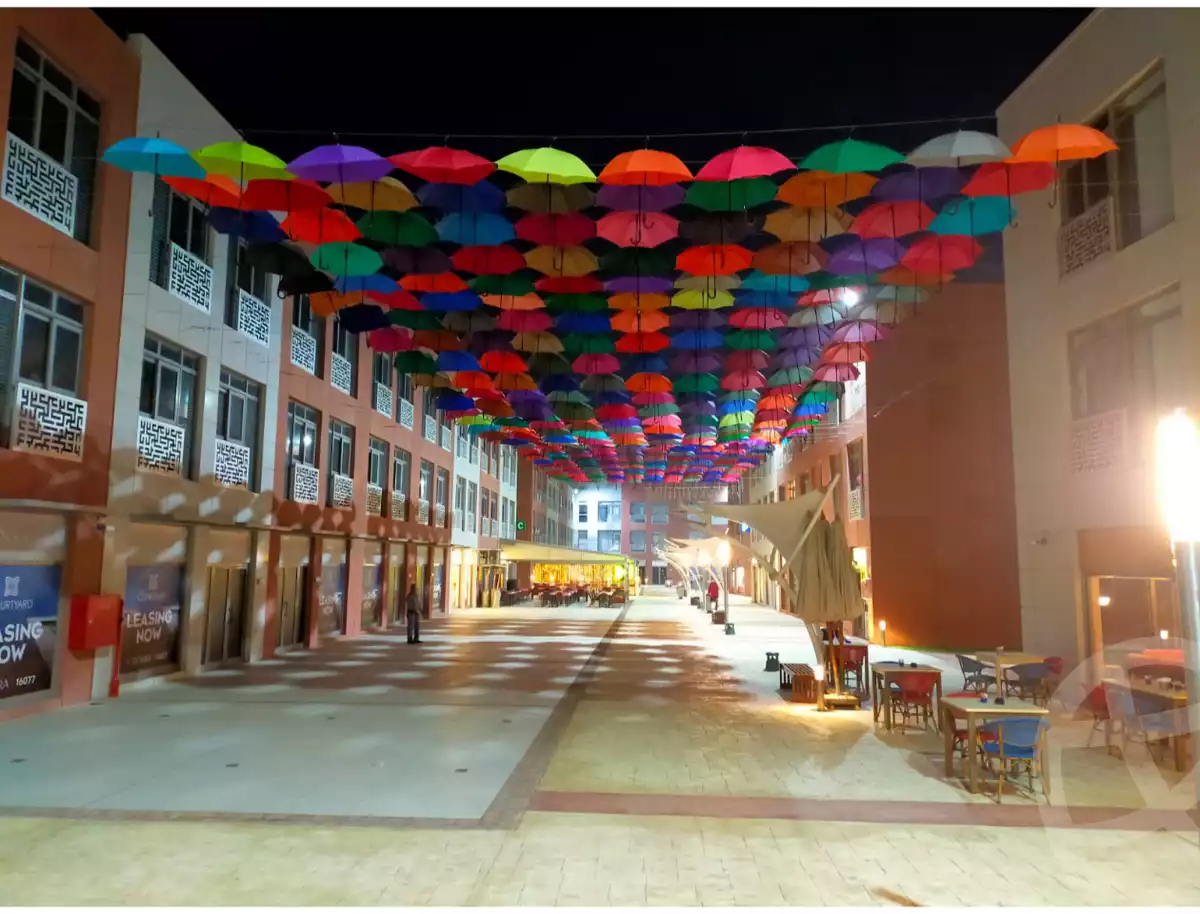 https://aqarmap.com.eg/ar/listing/5695316-for-rent-cairo-el-sheikh-zayed-city-compounds-the-courtyard-mall-dorra