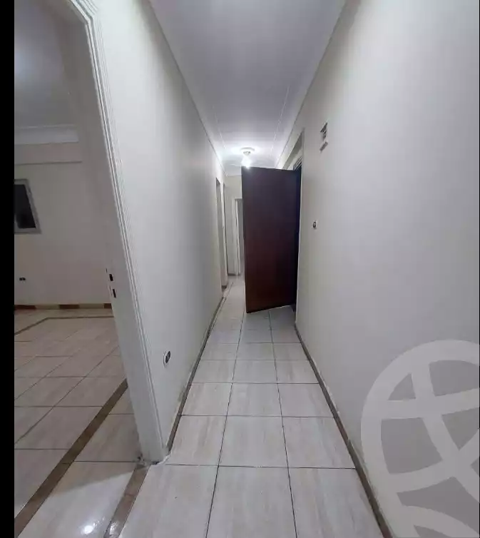 https://aqarmap.com.eg/ar/listing/5695946-for-sale-alexandria-l-jmy-lbytsh-ibrahim-othman-st