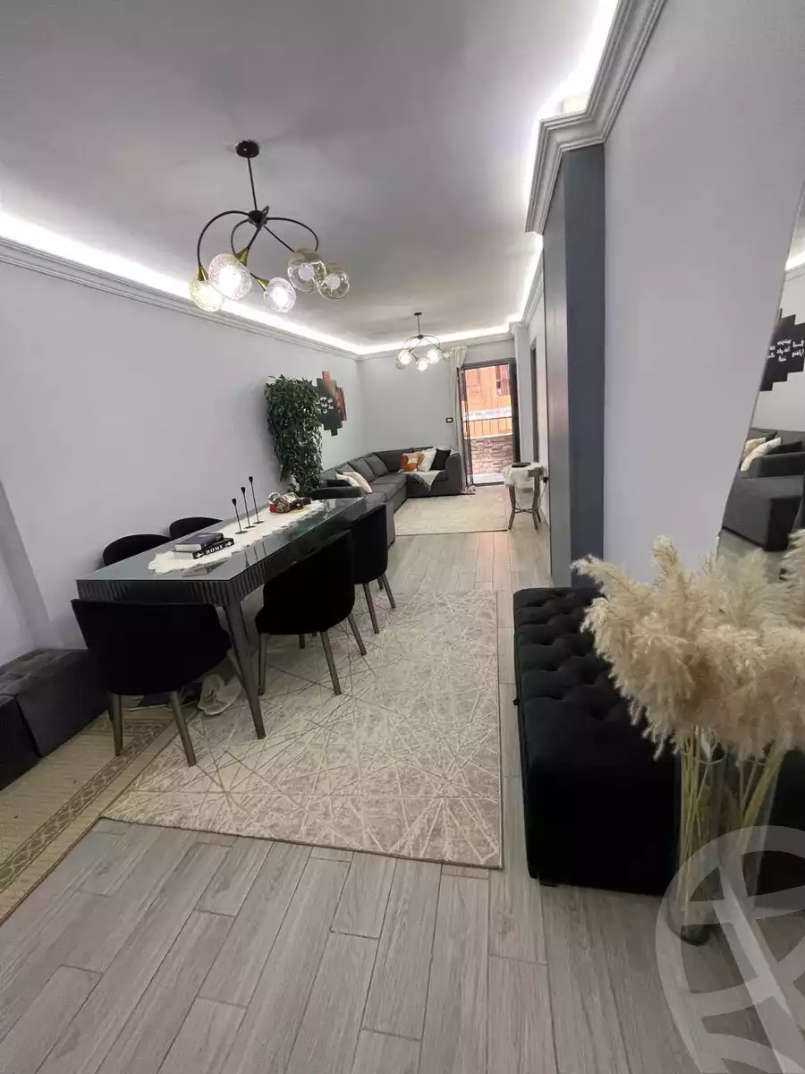 https://aqarmap.com.eg/en/listing/5696647-for-sale-cairo-ain-shams-yn-shms-lgrby-shr-qsr-fhmy