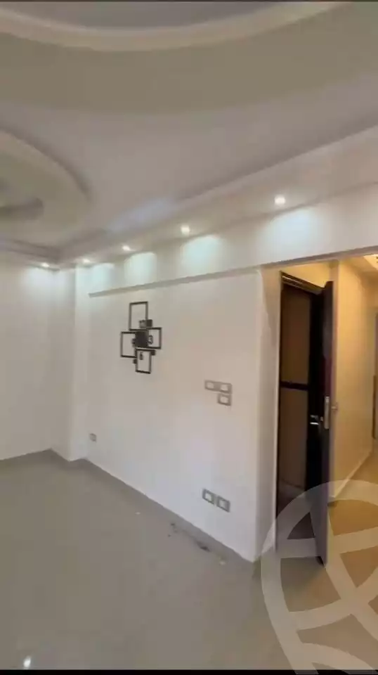 https://aqarmap.com.eg/en/listing/5697607-for-sale-alexandria-zezenia-ibrahim-el-attar-st