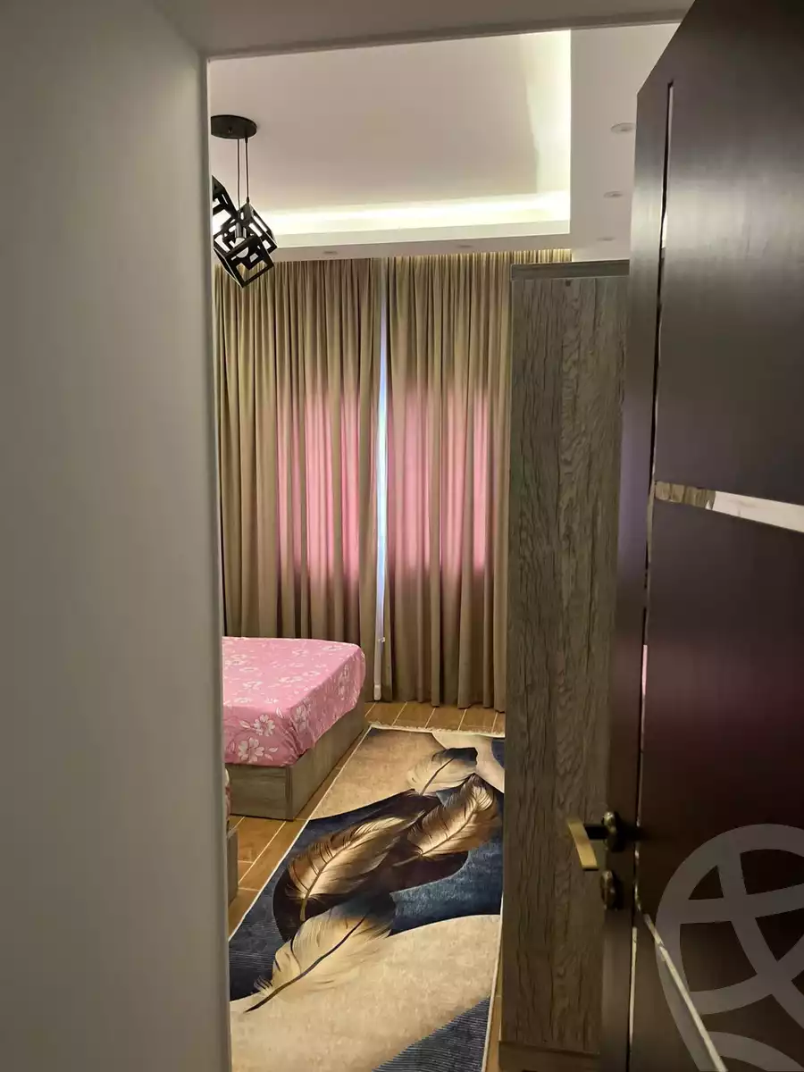 https://aqarmap.com.eg/en/listing/5699933-for-rent-cairo-new-cairo-compounds-town-residence
